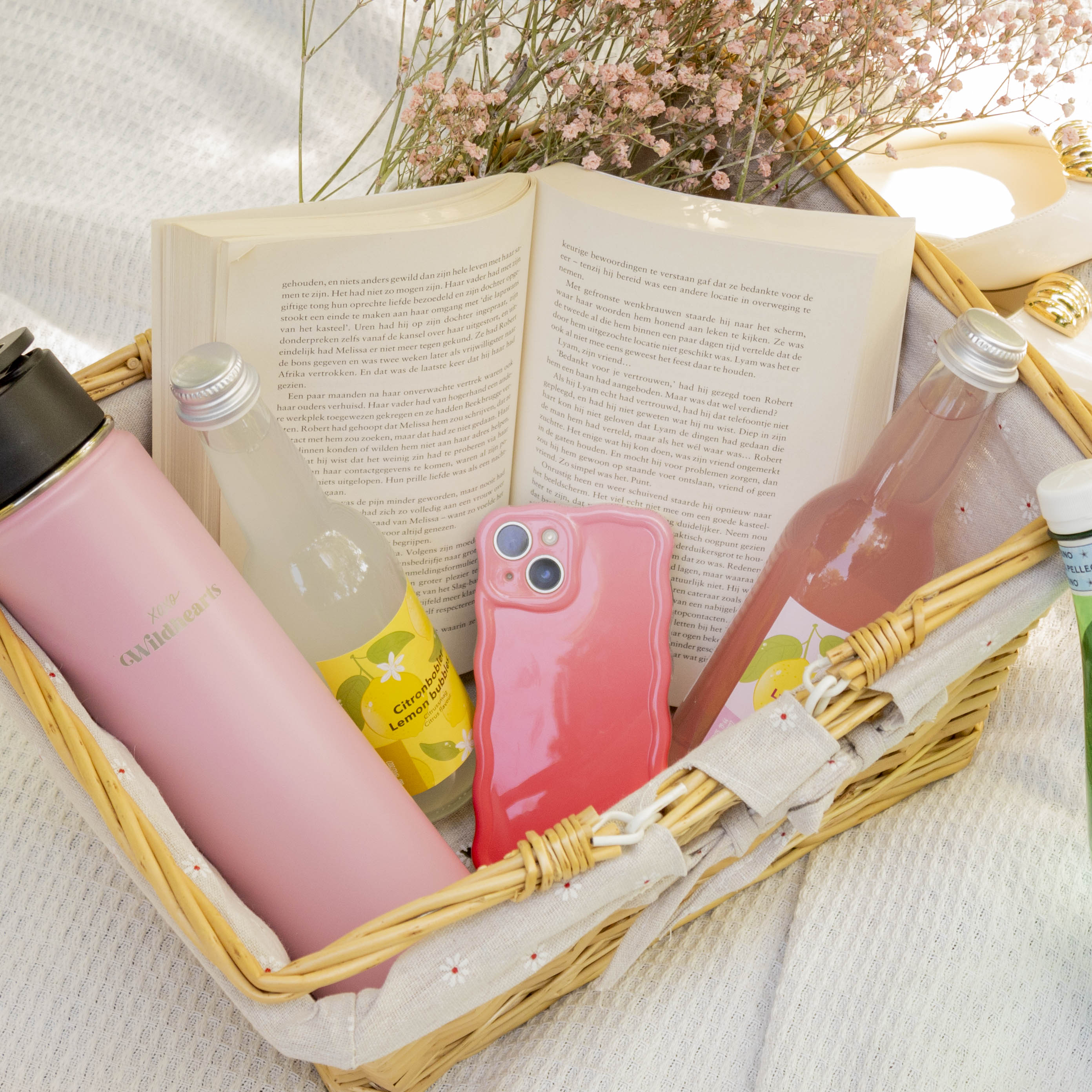 xoxo Wildhearts Glossy Wavy Case Watermelon Sugar - iPhone 17 Pro