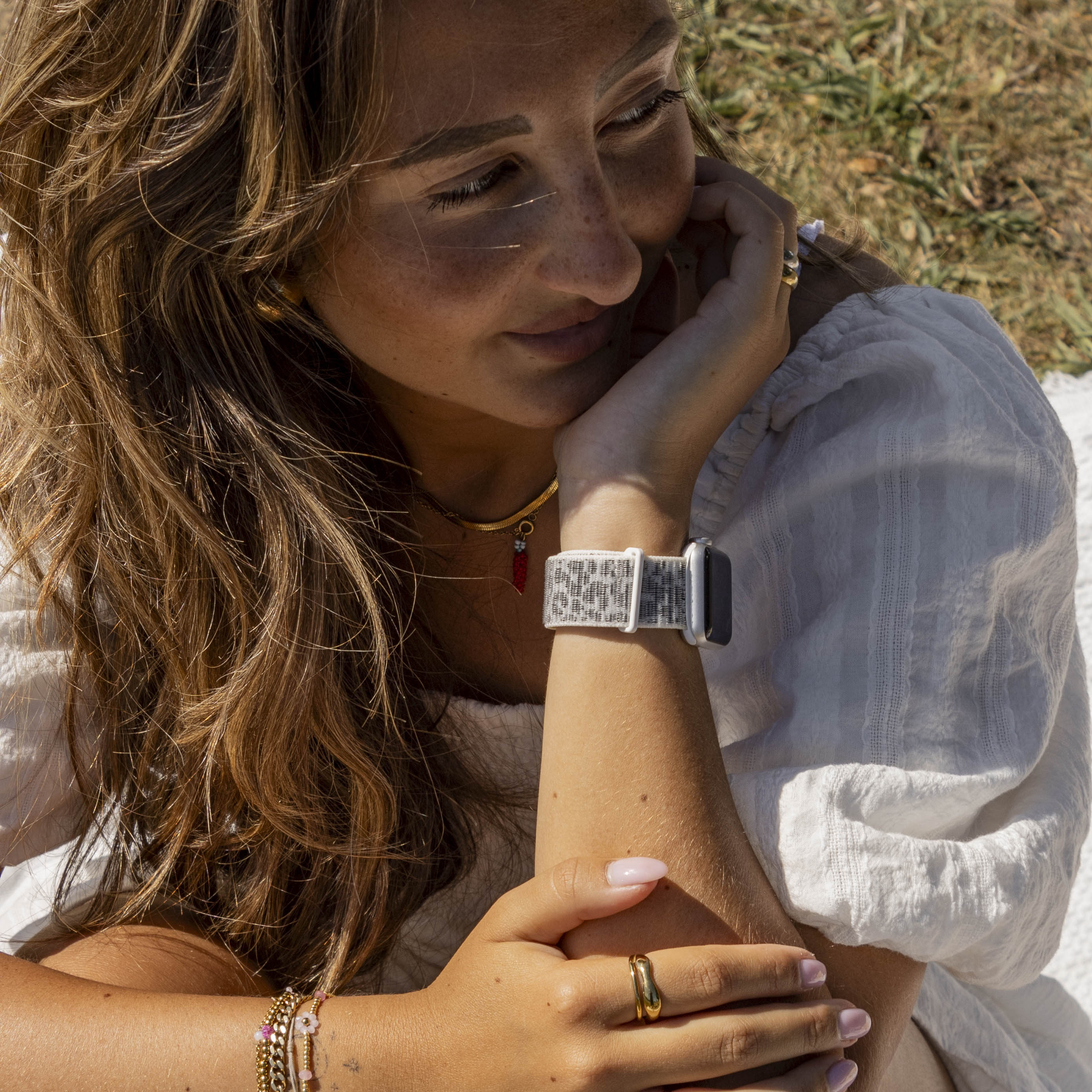 xoxo Wildhearts Apple Watch nylon bandje (wit leopard)