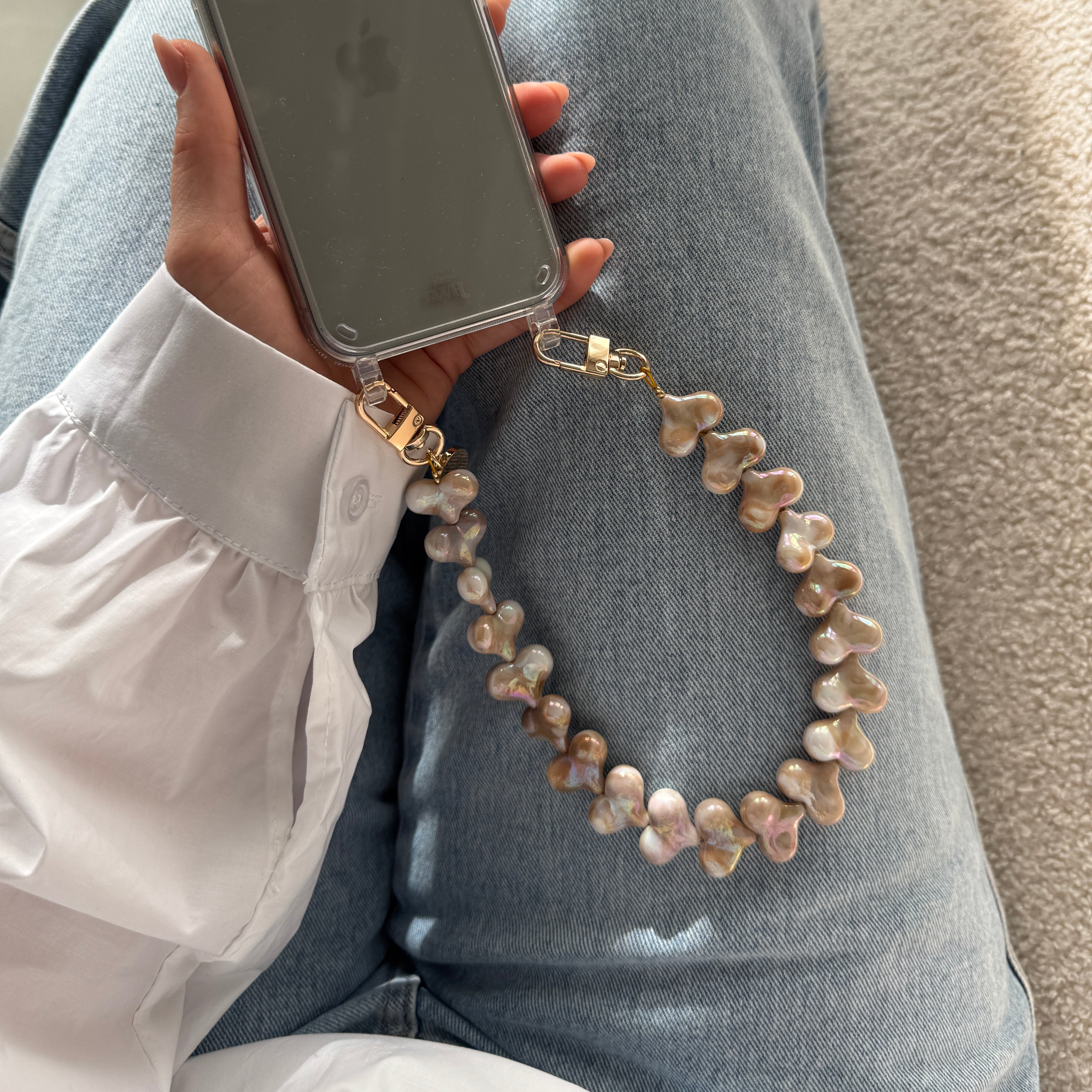 xoxo Wildhearts iPhone 13 Pro Max - Funky Hearts (Champagne Pearl) Transparant Cord Case