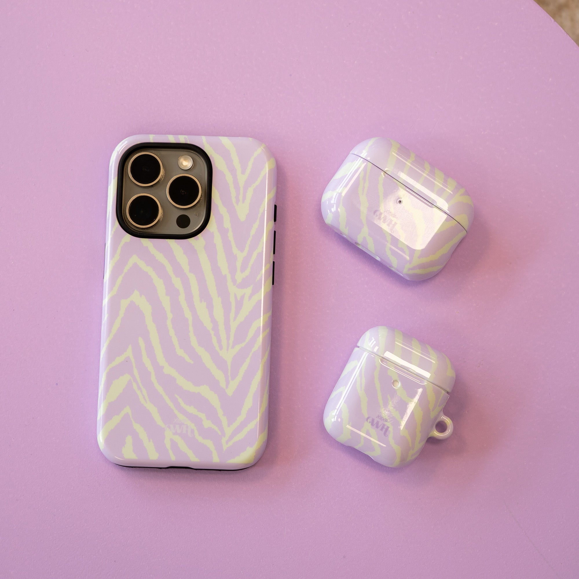 xoxo Wildhearts - Main Character - iPhone 12 Pro