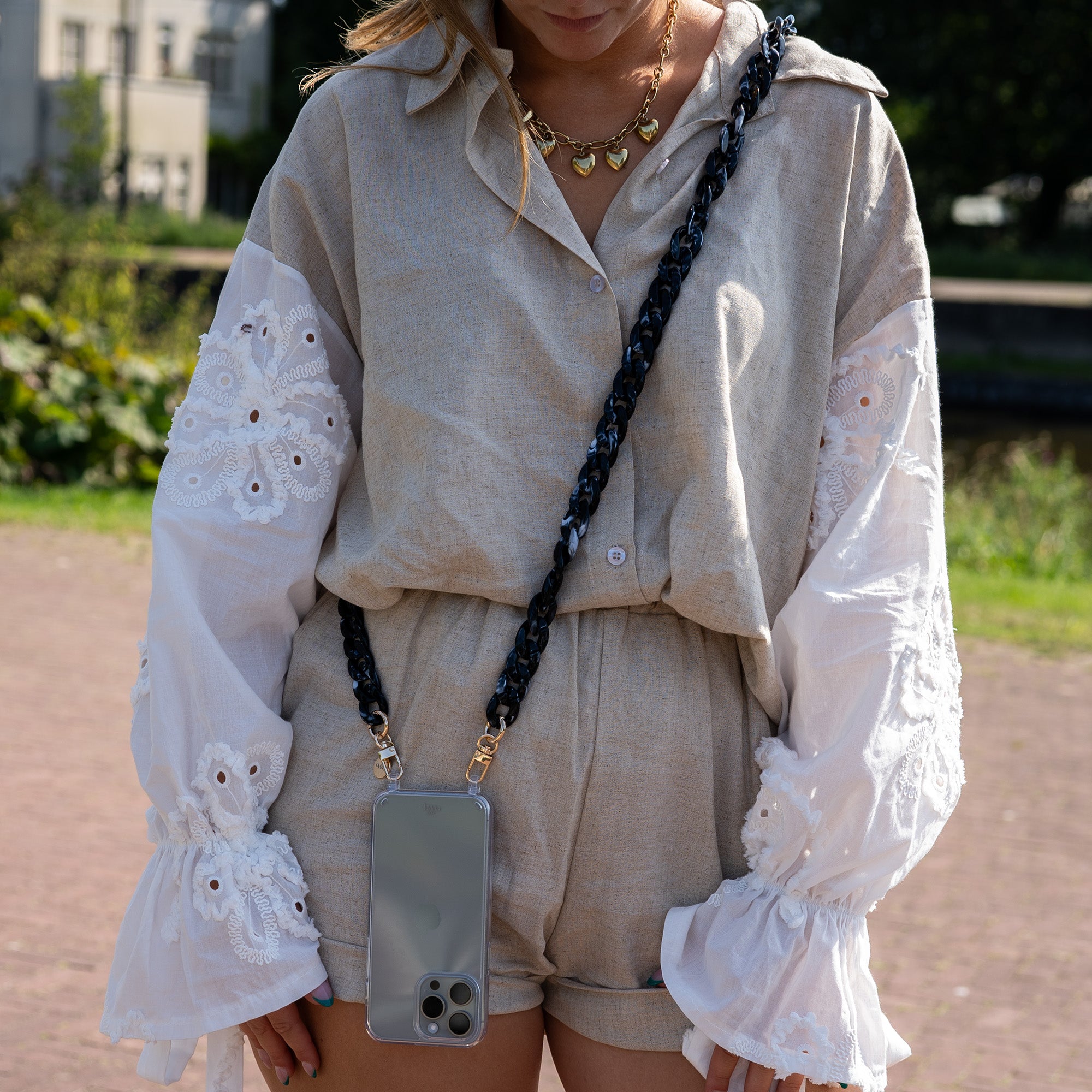 xoxo Wildhearts - iPhone 7/8 Plus - Marble Black Transparant Cord Case - Long Cord