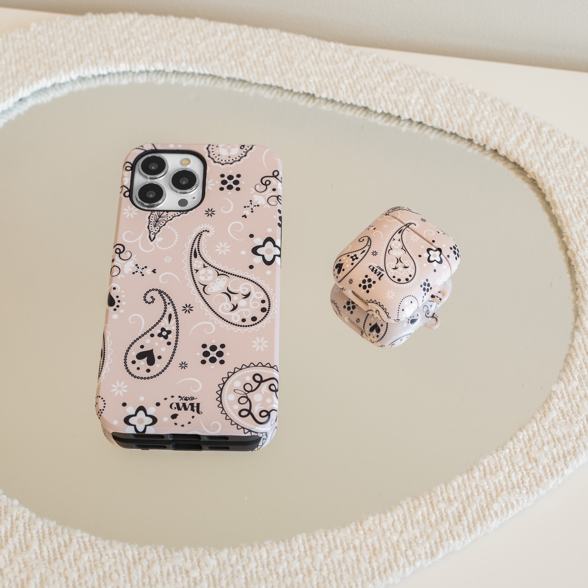 xoxo Wildhearts - AirPods Pro 2 - Paisley Dawn Nude