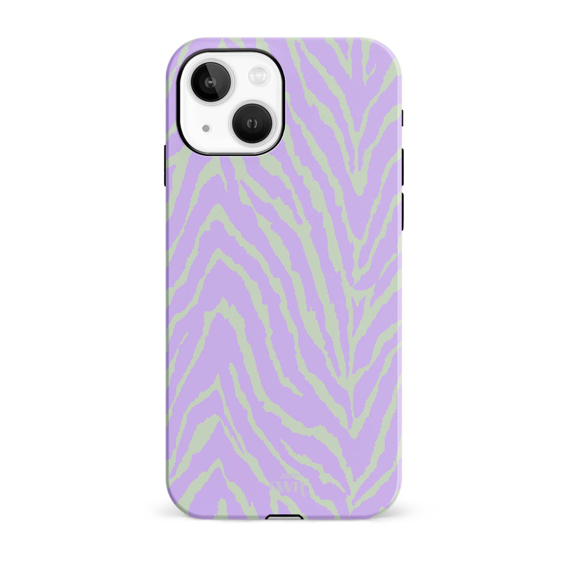 Glossy Main Character iPhone 15 Plus hoesje met lila en lichtgroen zebra design.