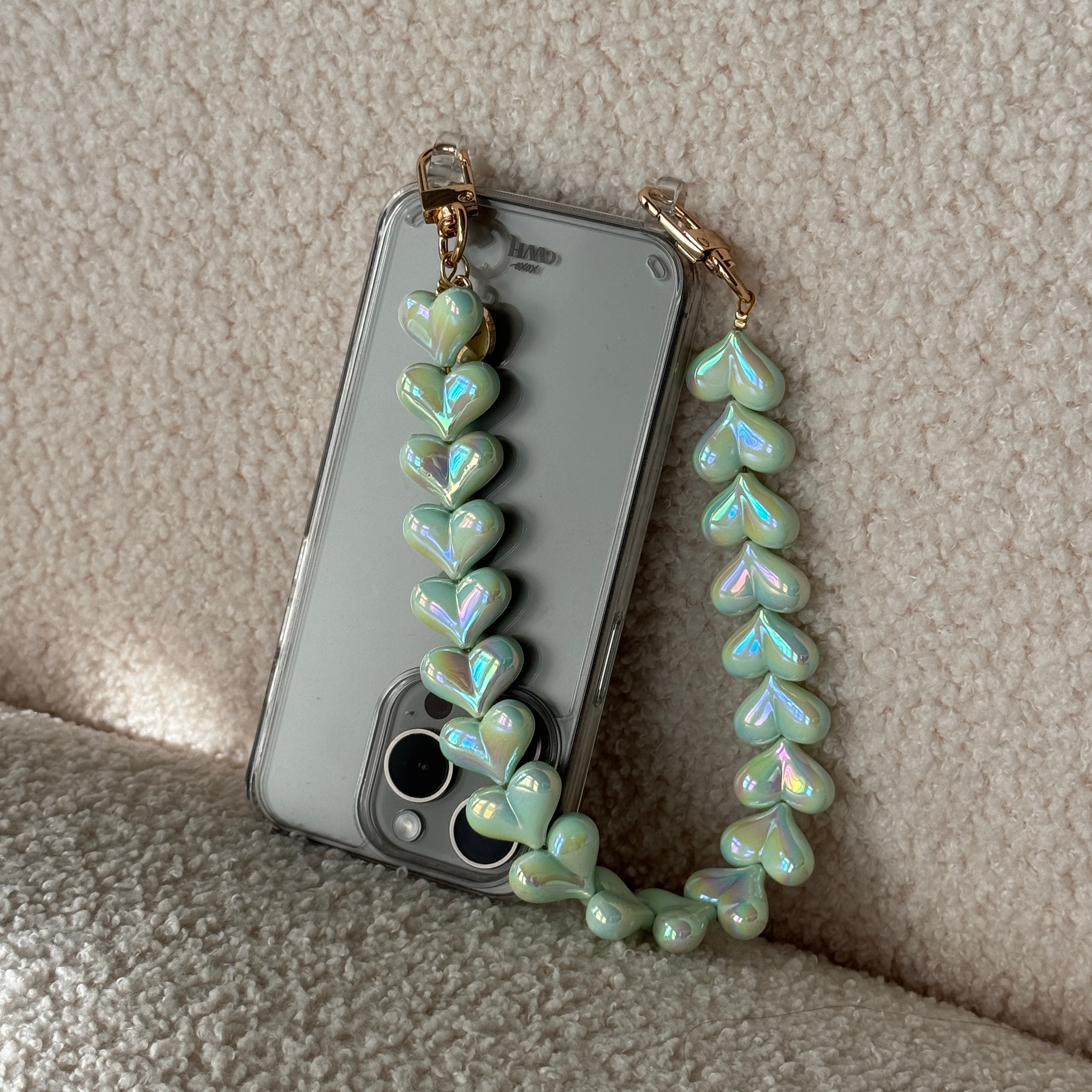 xoxo Wildhearts iPhone 17 Pro Max - Funky Hearts (Green Metallic) Transparant Cord Case