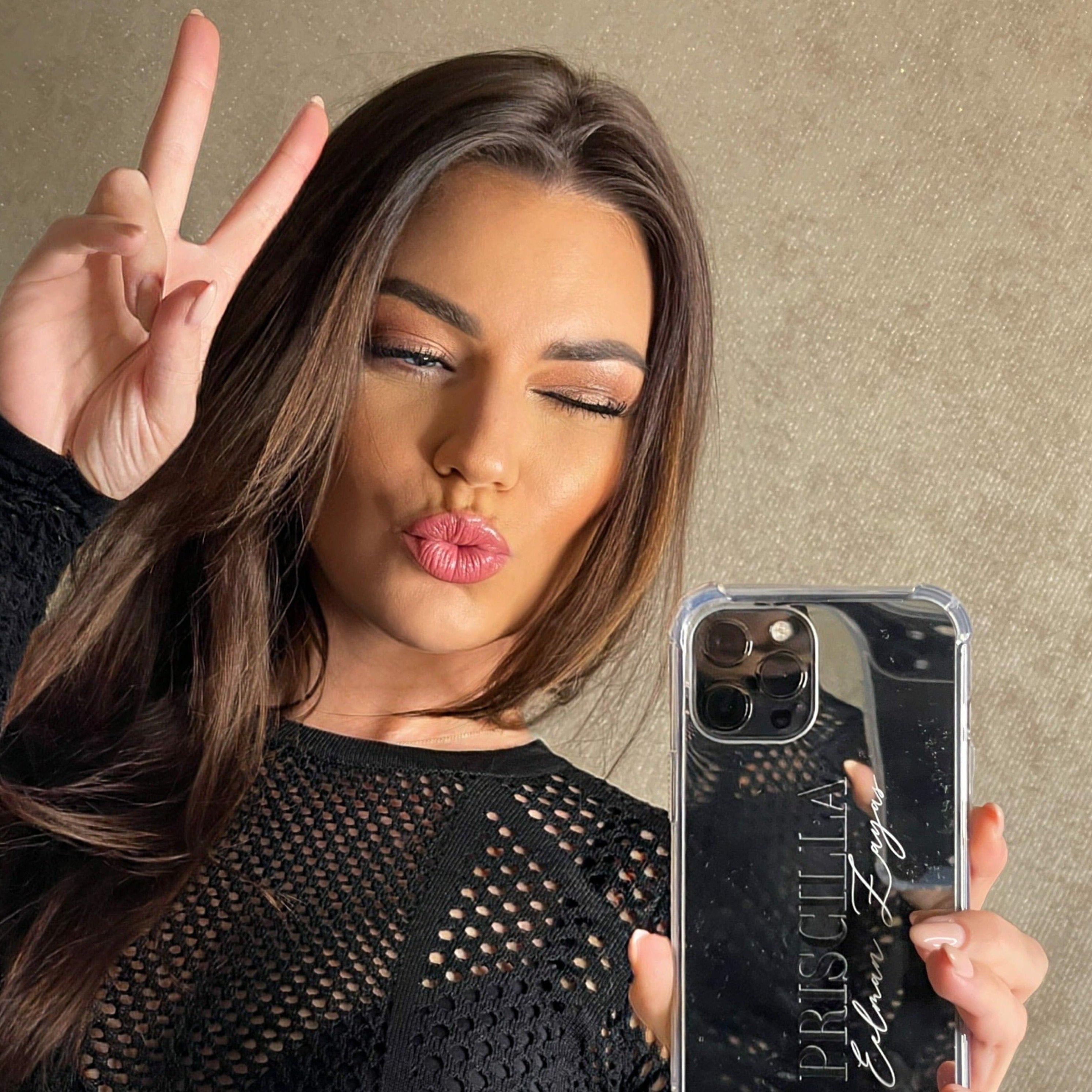 xoxo Wildhearts iPhone 17 Pro - Personalized Mirror Case