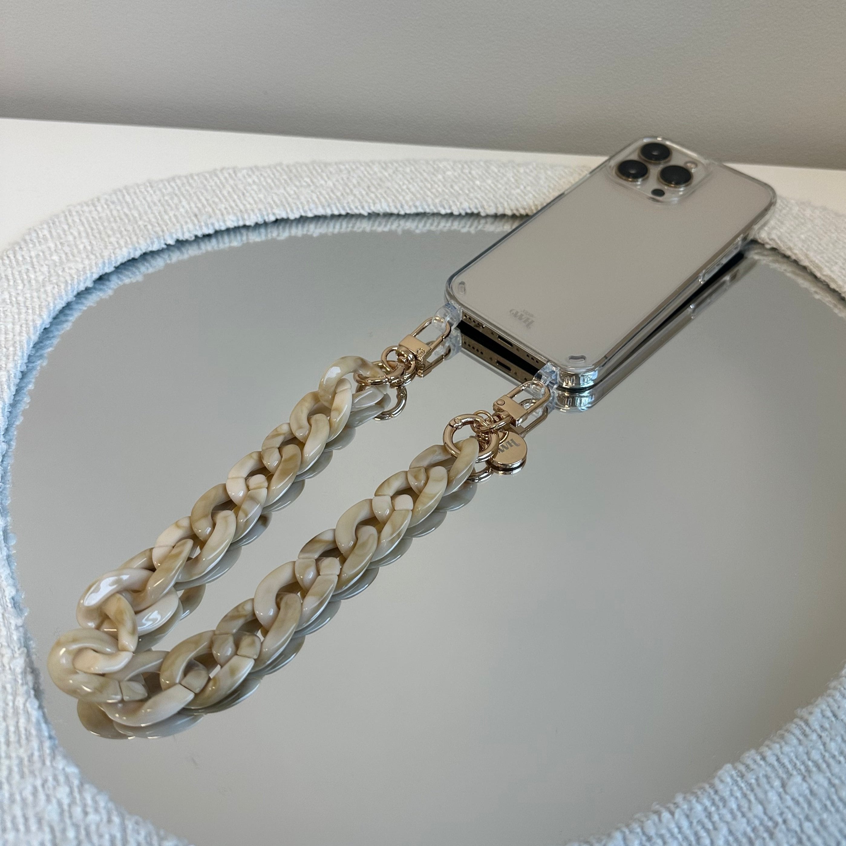 xoxo Wildhearts - iPhone 15 Pro - Cream Latte Transparant Cord Case - Short Cord