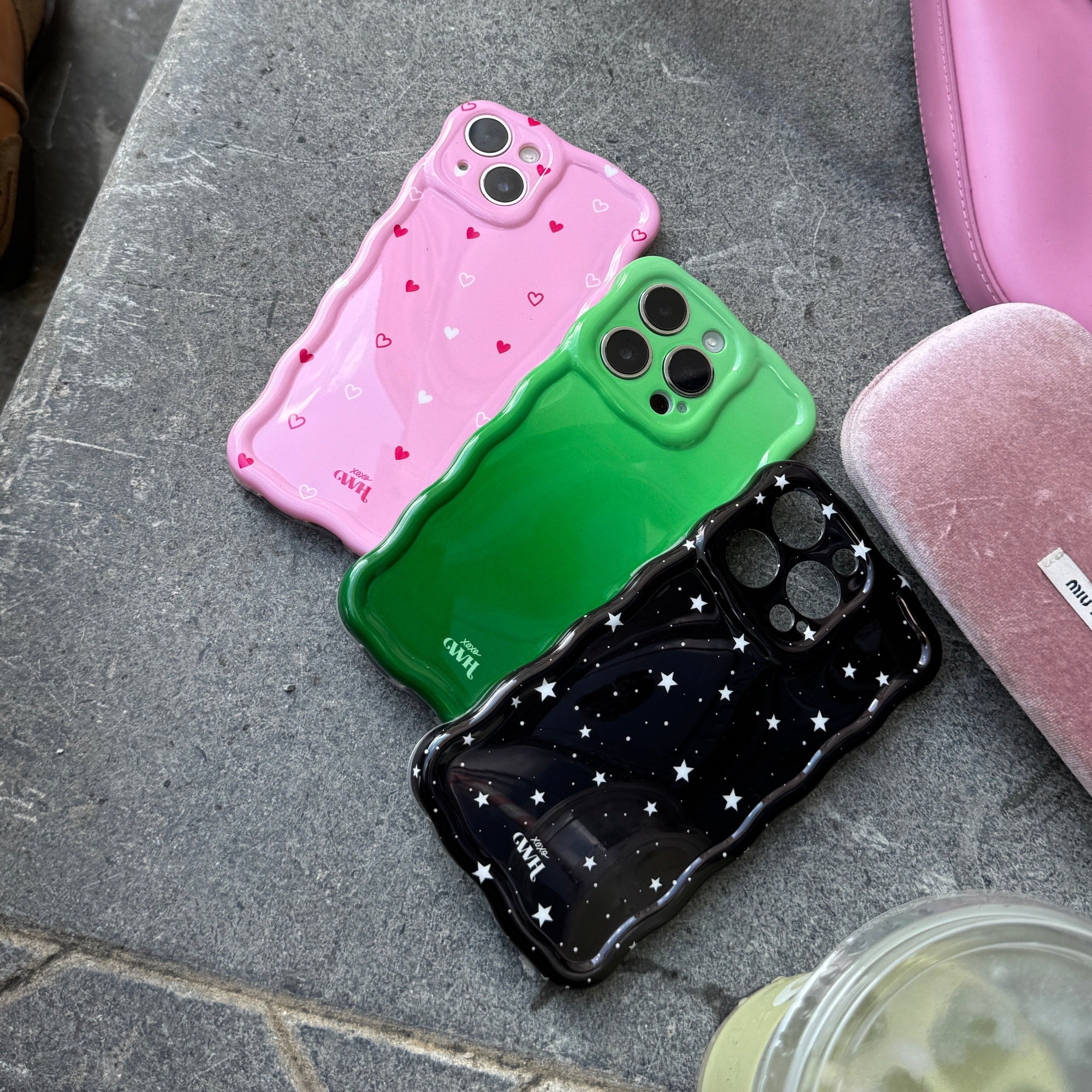 xoxo Wildhearts Glossy Wavy Case Matcha Coco - iPhone 16 Pro