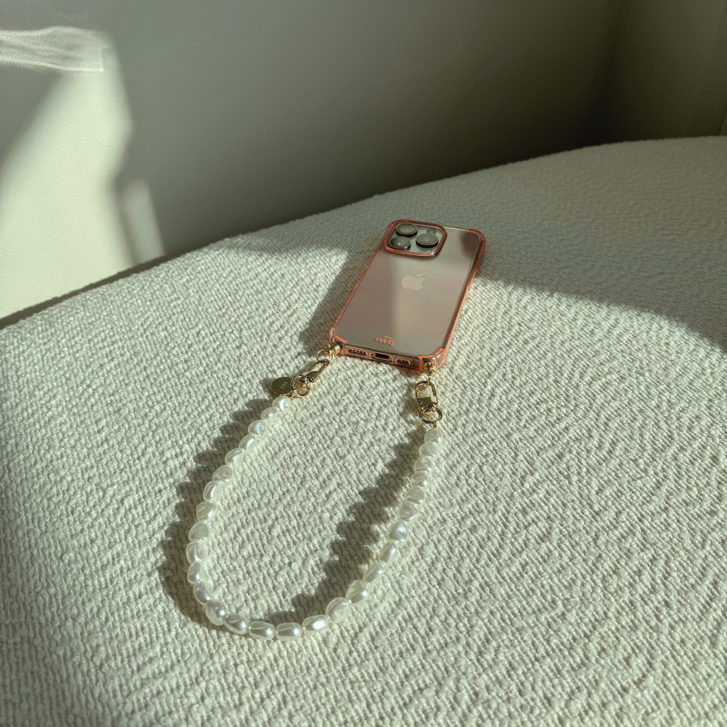 xoxo Wildhearts - iPhone 11 - Pearlfection Cord Case Pink - Short Cord