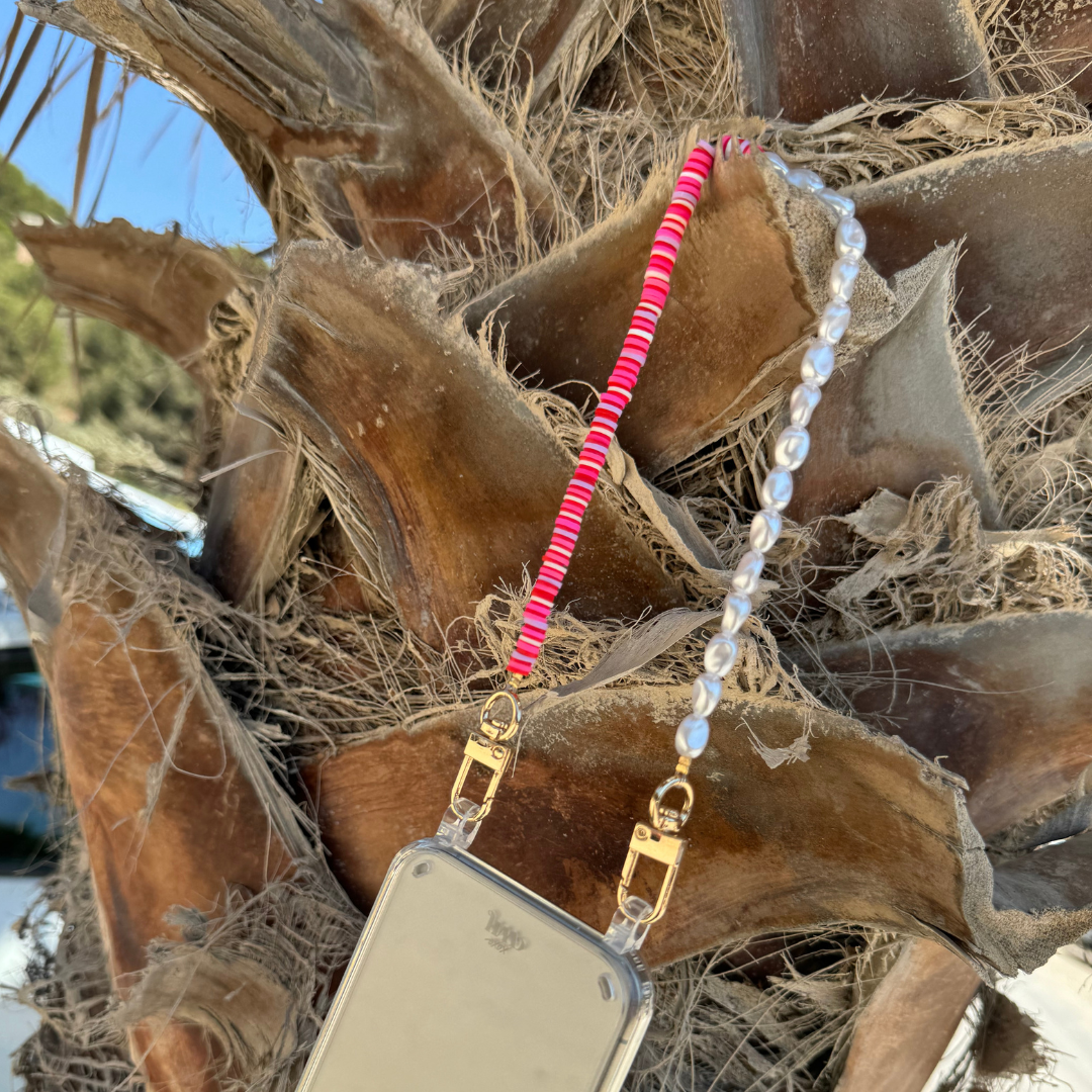 xoxo Wildhearts - iPhone 14 Plus - Island Girl Transparant Cord Case - Short Cord