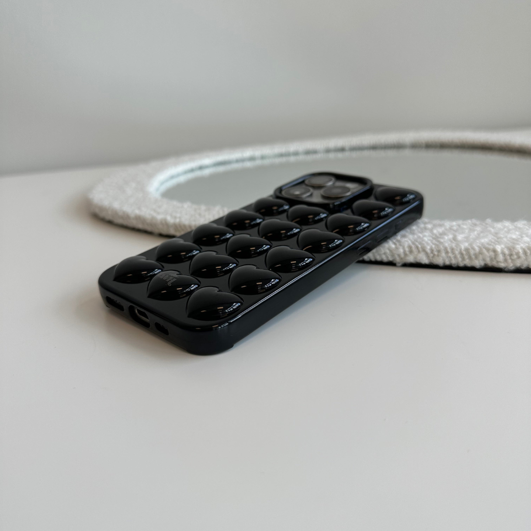 xoxo Wildhearts - Heartbreaker Black - iPhone 11