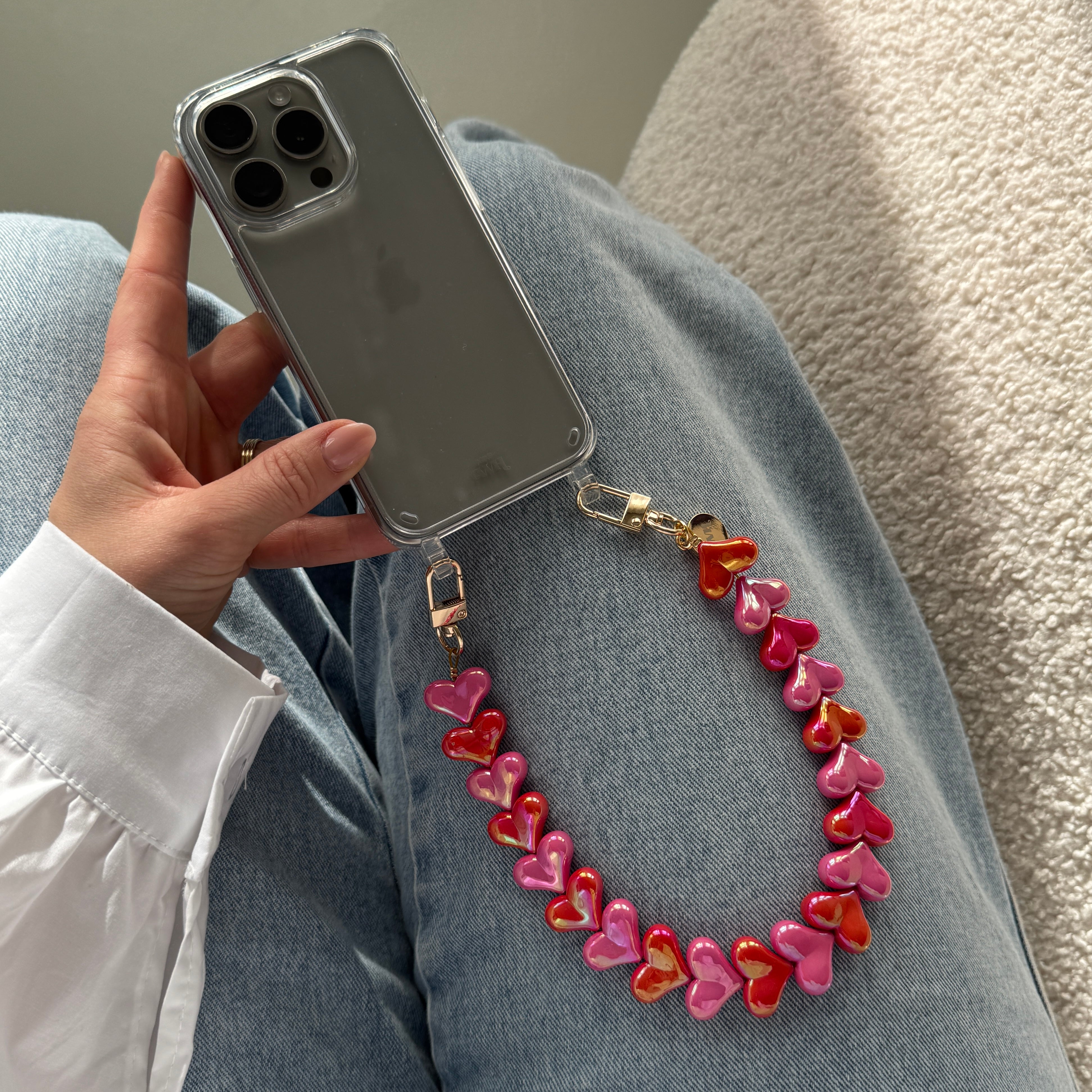 xoxo Wildhearts iPhone 14 Pro - Funky Hearts (Pink & Red Metallic) Transparant Cord Case