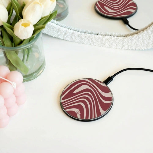 xoxo Wildhearts Wireless Charger - Boogie Wonderland Red