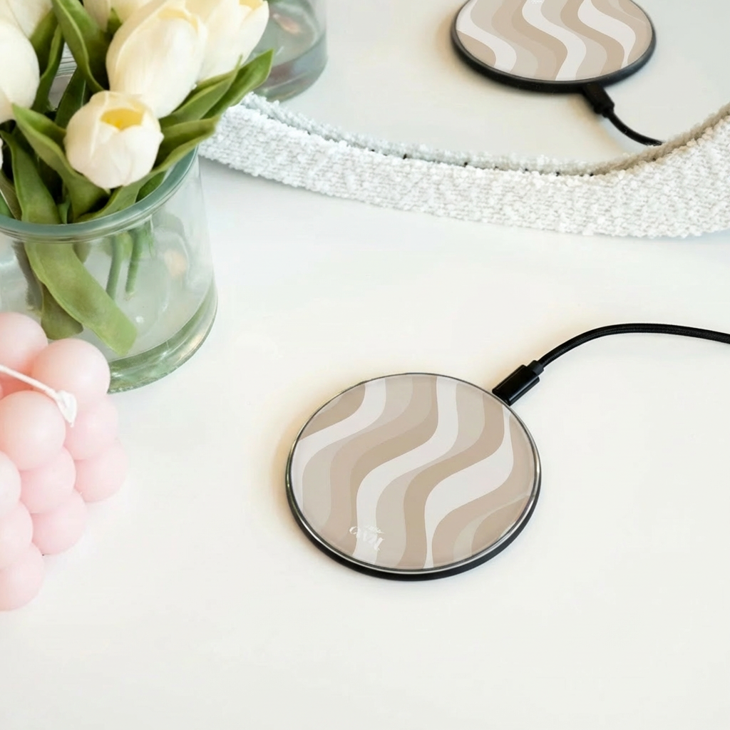 xoxo Wildhearts Wireless Charger - Minimal Nude