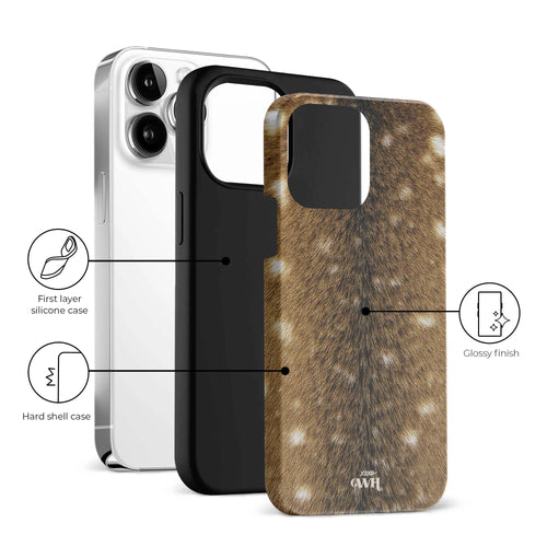 Bambi Bliss Double Layer telefoonhoesje met realistische hertenvacht print, glanzende afwerking en schokabsorberende binnenlaag.