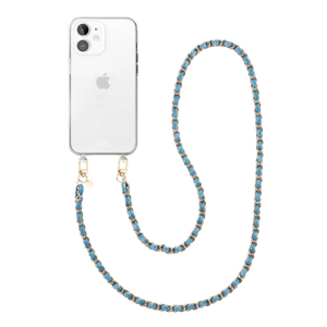 iPhone 12 transparant hoesje met lange, blauwe denim ketting en gouden details.