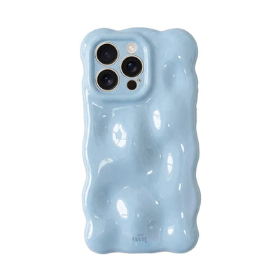 Bubbly Case Ice Blue, glanzend kunststof telefoonhoesje met golvende randen en camera cover.