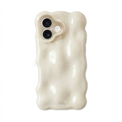 Bubbly Cloud Dancer iPhone 17 hoesje van glanzend, crèmekleurig kunststof met golvende randen en camera cover.