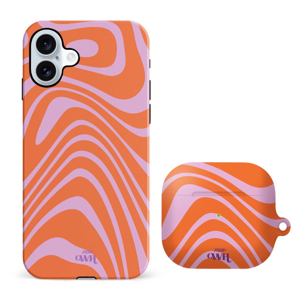 xoxo Wildhearts - xoxo Wildhearts telefoonhoesje geschikt voor iPhone 16 Plus met AirPods 4 hoesje - set - Boogie Wonderland Orange - Double Layer - Telefoonhoesje met dubbele beschermlaag - Hoesje met golvend patroon - Golven - Oranje met Paars