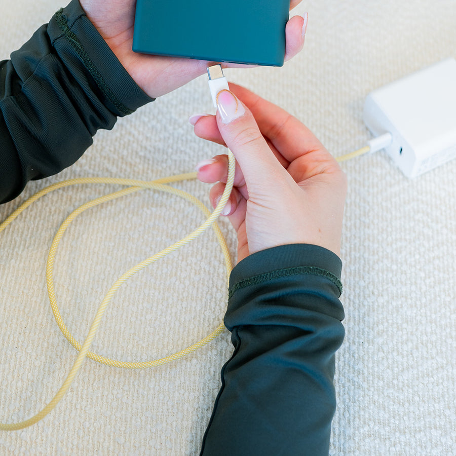 xoxo Wildhearts - USB-C to USB-C cable - 1 Meter (yellow)