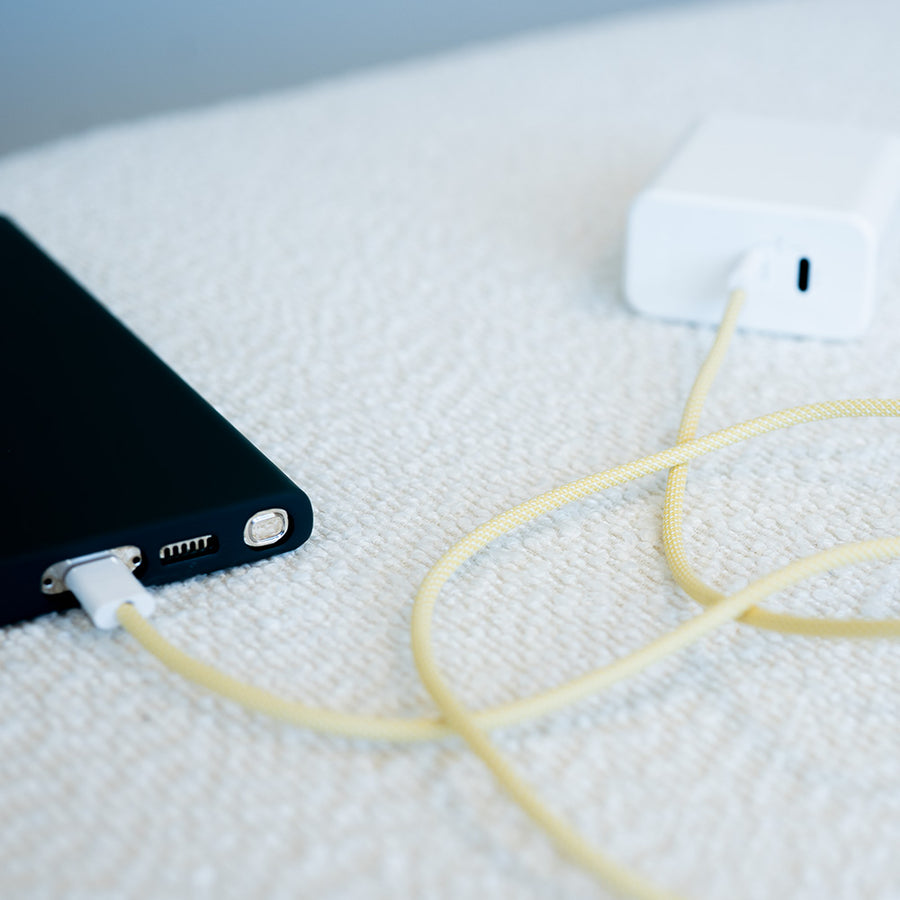 xoxo Wildhearts - USB-C to USB-C cable - 1 Meter (yellow)