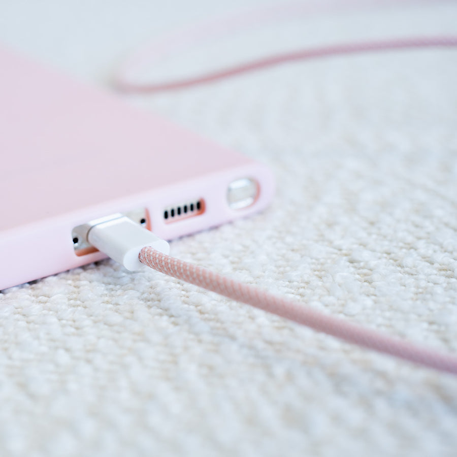 USB-C to USB-C cable - 1 Meter (pink)
