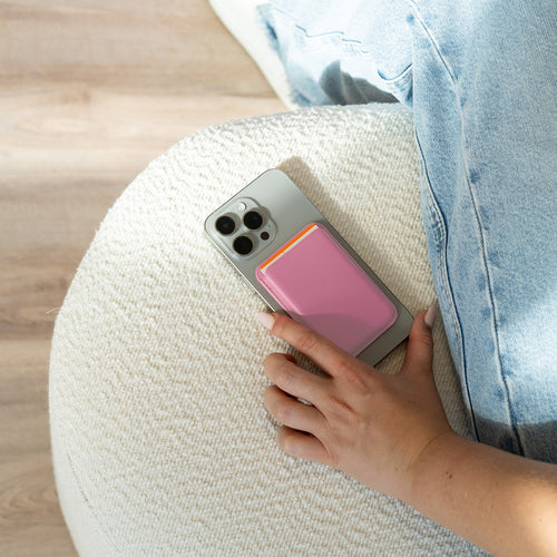 xoxo Wildhearts - MagSafe Wallet (Pink)