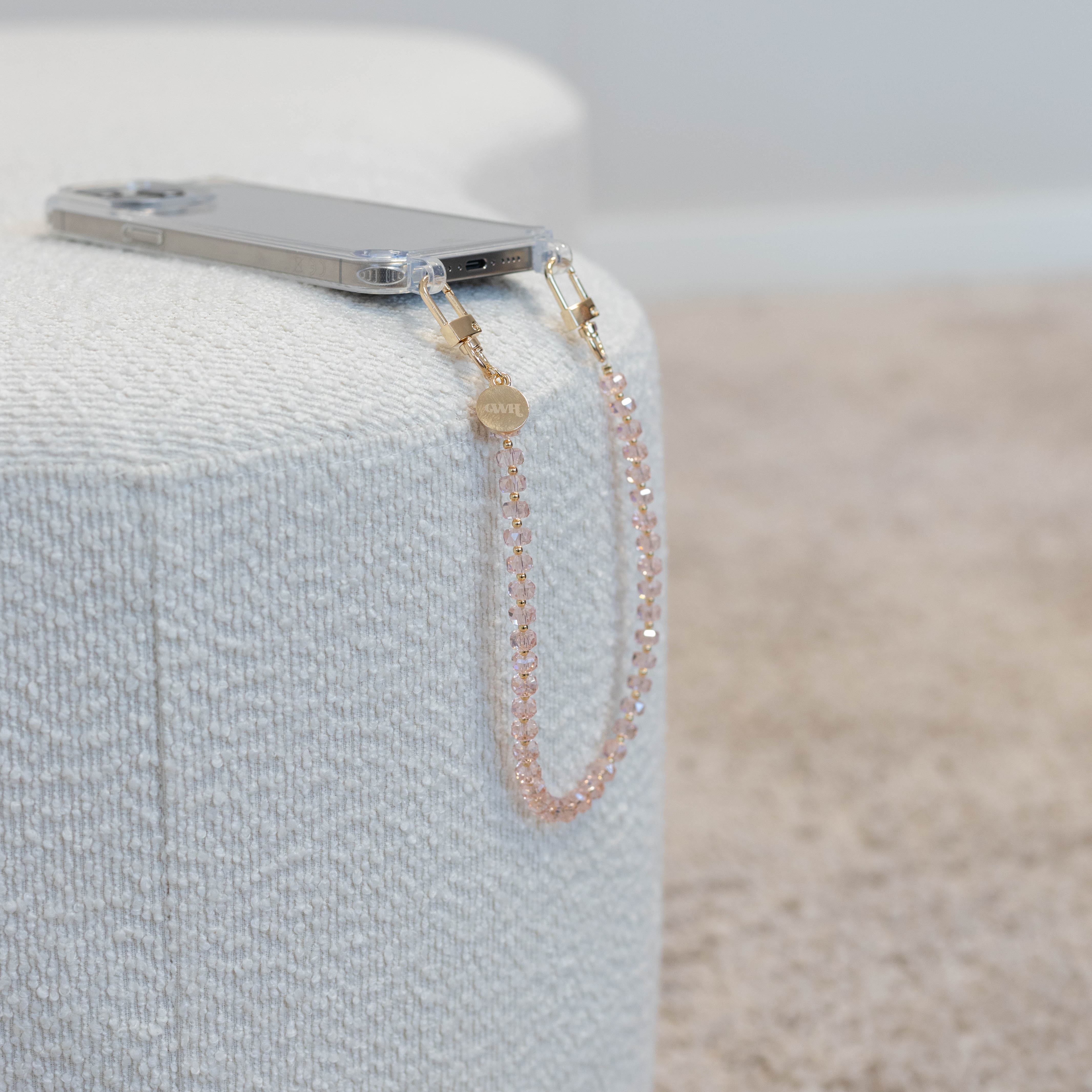 xoxo Wildhearts iPhone 17 - Crystal (Pink) Transparant Cord Case