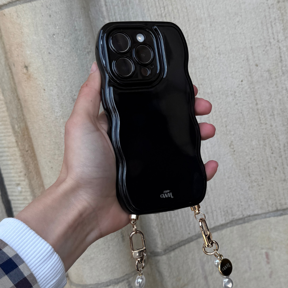 xoxo Wildhearts Glossy Wavy Cord Case Black - iPhone 16 Pro Max