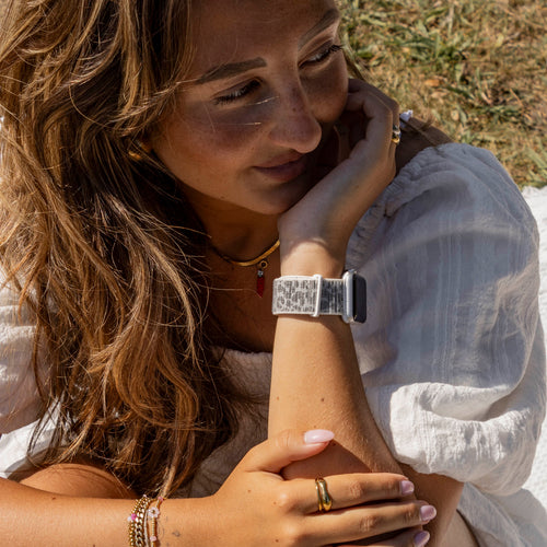 xoxo Wildhearts Apple Watch nylon bandje (wit leopard)