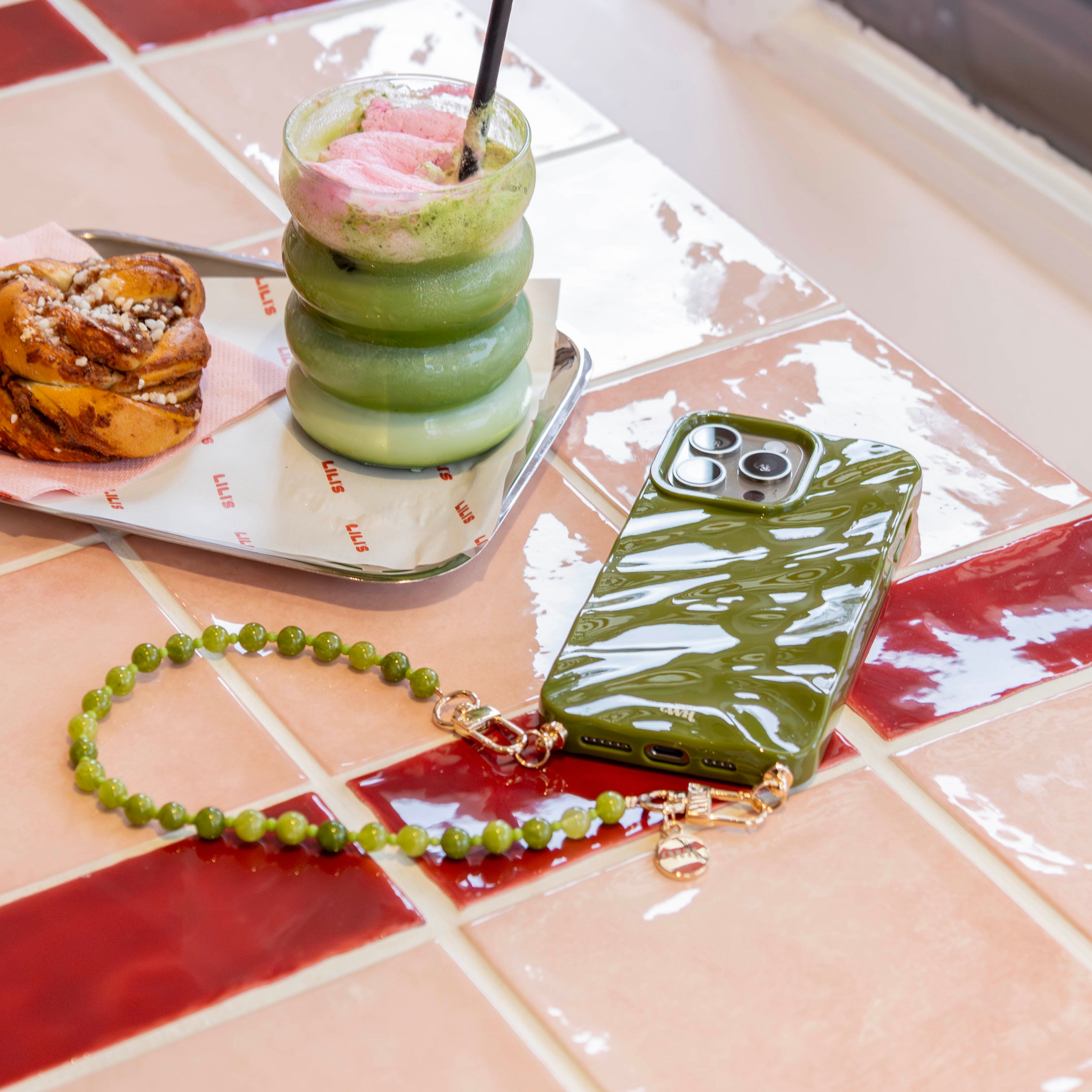 iPhone 11 - Glaze Cord Case - Deep Olives (short)