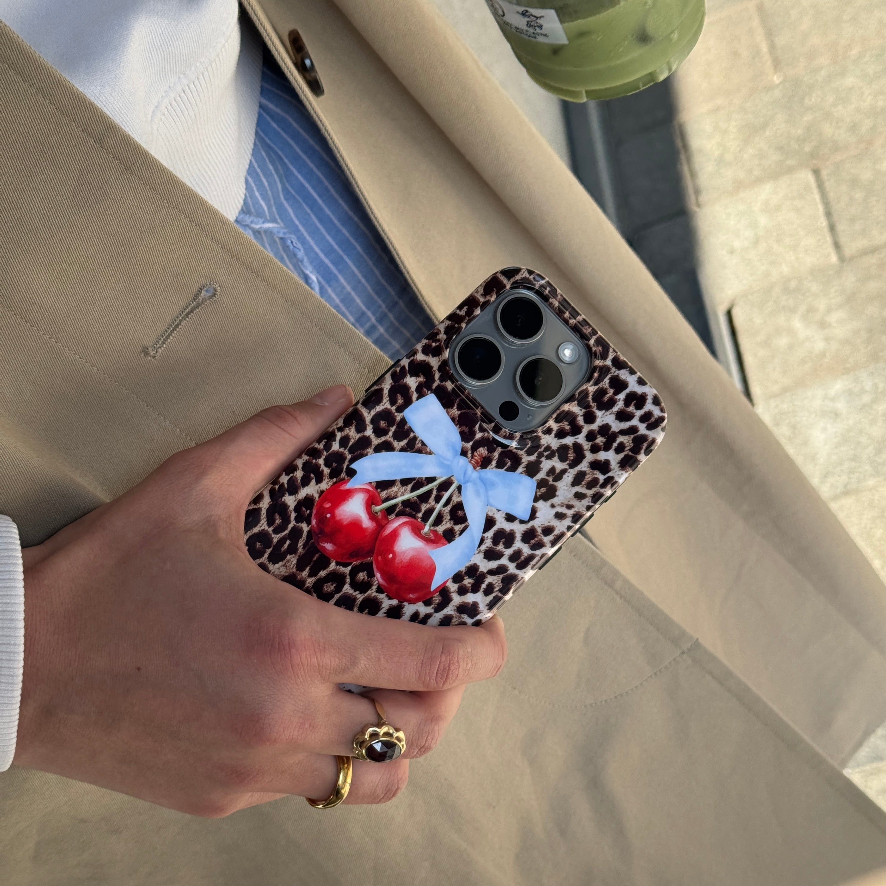 xoxo Wildhearts Cherry Wild MagSafe - iPhone 17 Pro Max
