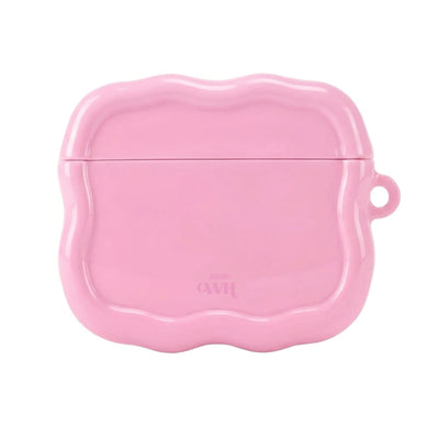 Glanzend zachtroze Bubble Blush AirPods hoesje met organisch bubbeldesign en xoxo GWH logo.