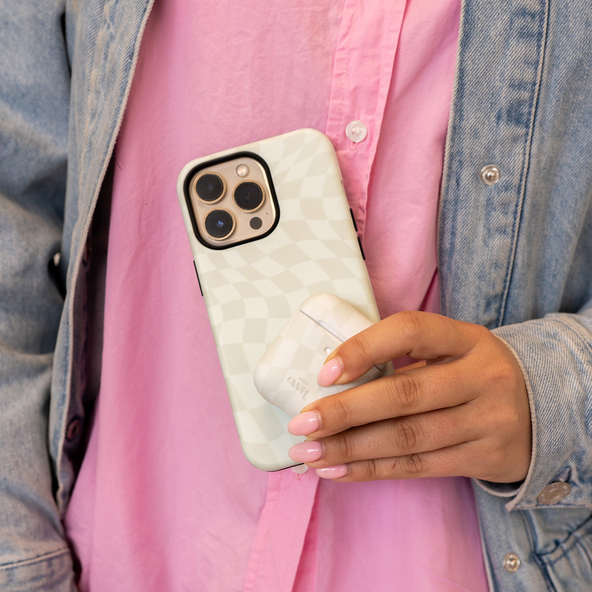 xoxo Wildhearts - AirPods case - Pretty Pistache - Matte