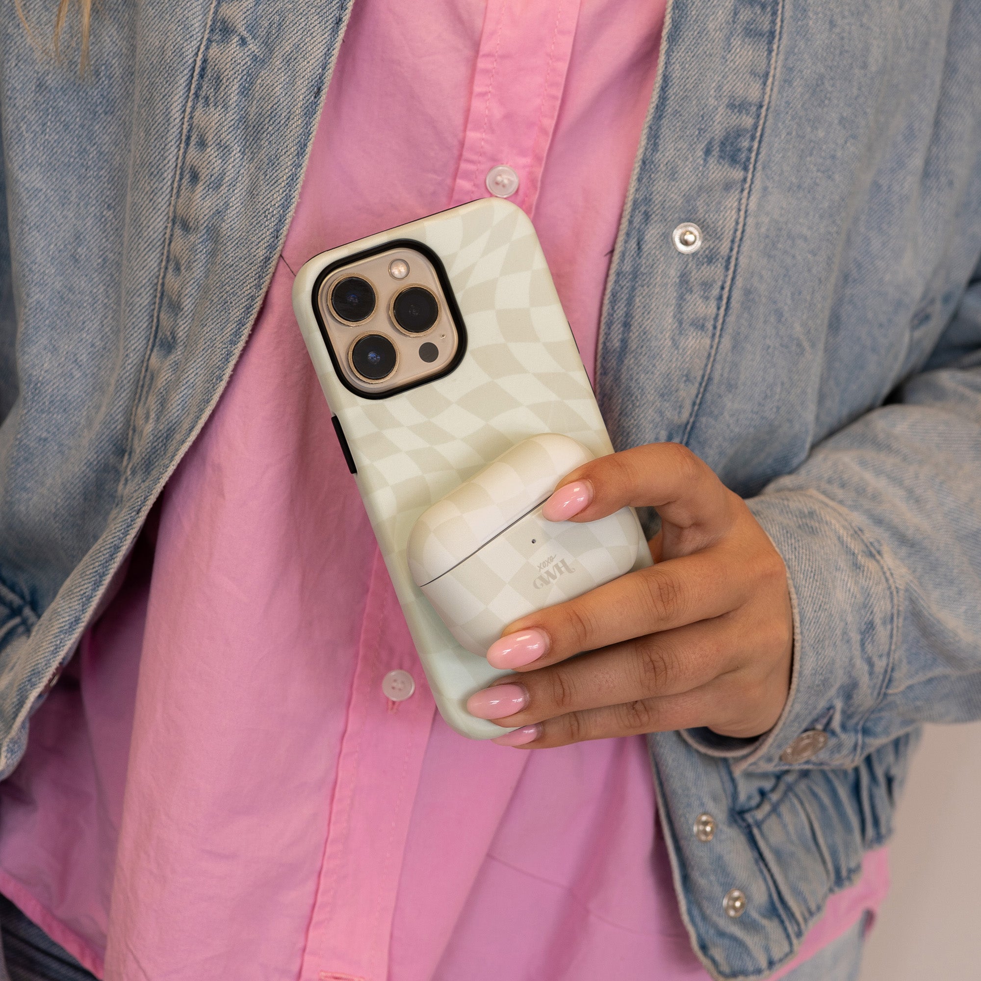 xoxo Wildhearts - AirPods Pro case - Pretty Pistache - Matte