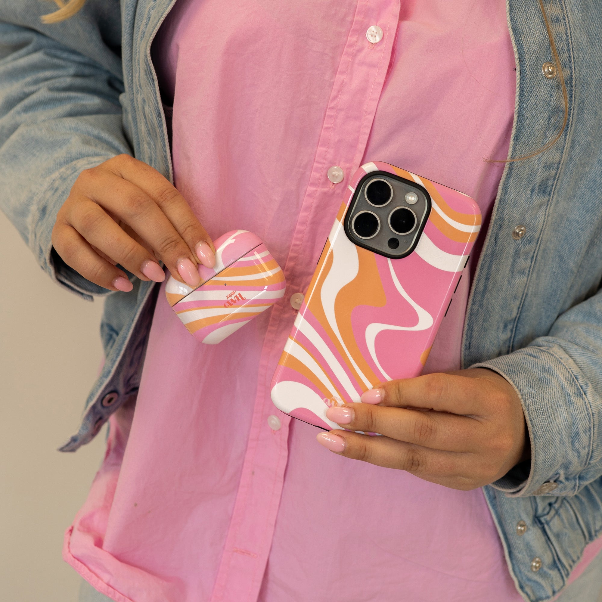 xoxo Wildhearts - AirPods 3 case - Chasing Sunsets - Glossy