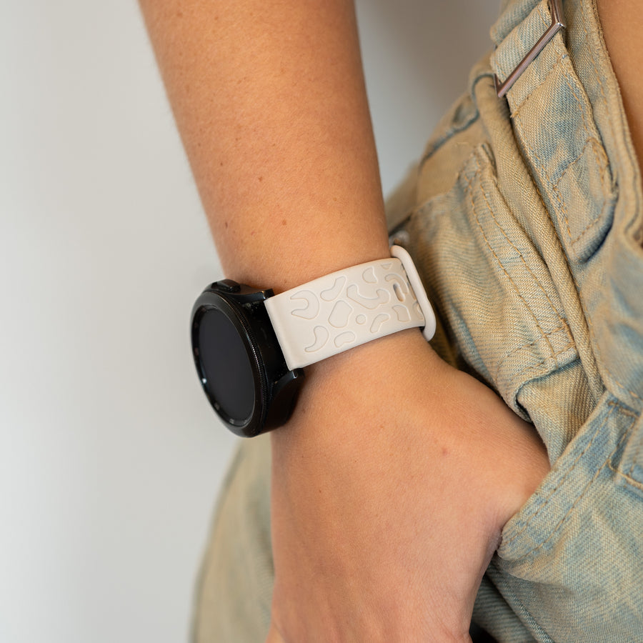 xoxo Wildhearts - Amazfit GTR 42mm siliconen bandje Leopard Print - starlight