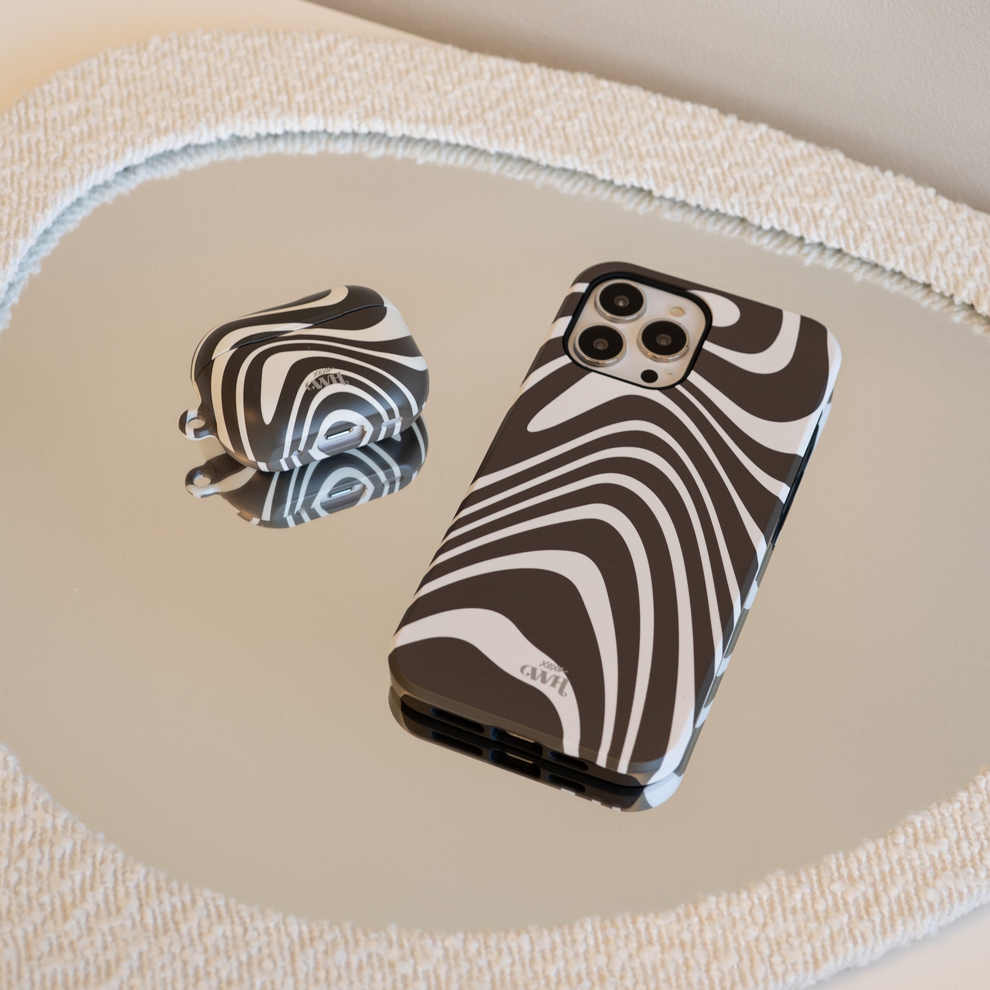 xoxo Wildhearts - AirPods 3 case - Boogie Wonderland Green