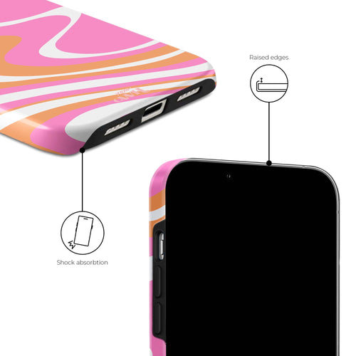 Glossy Chasing Sunsets iPhone 15 hoesje met roze, oranje, wit golvend design, verhoogde randen en schokabsorptie.