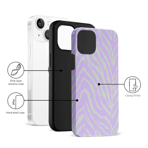 Glossy Main Character iPhone 15 Plus hoesje met lila en lichtgroen zebra design, tweedelig.