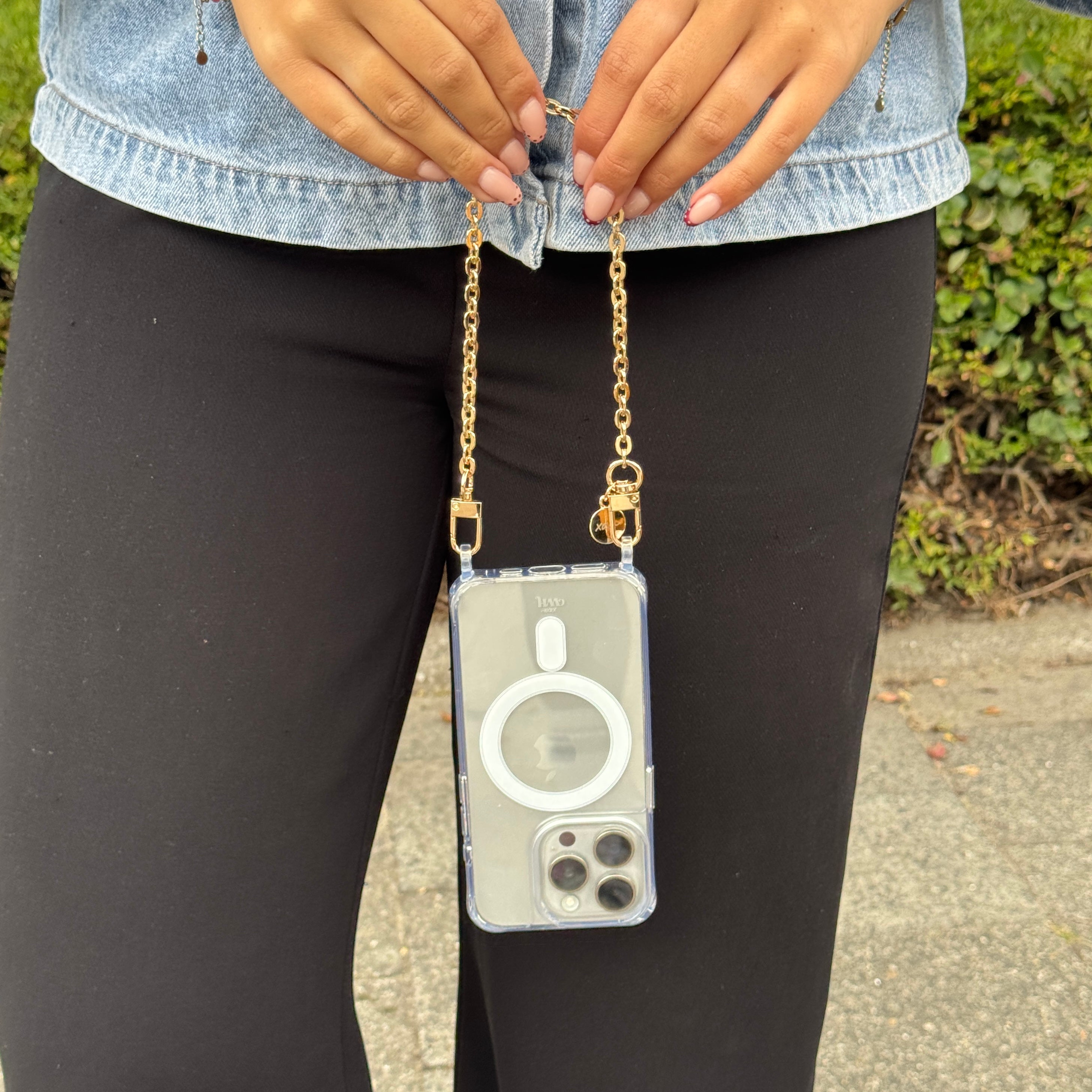 xoxo Wildhearts iPhone 17 Pro Max - Dreamy MagSafe Cord Case - Short cord