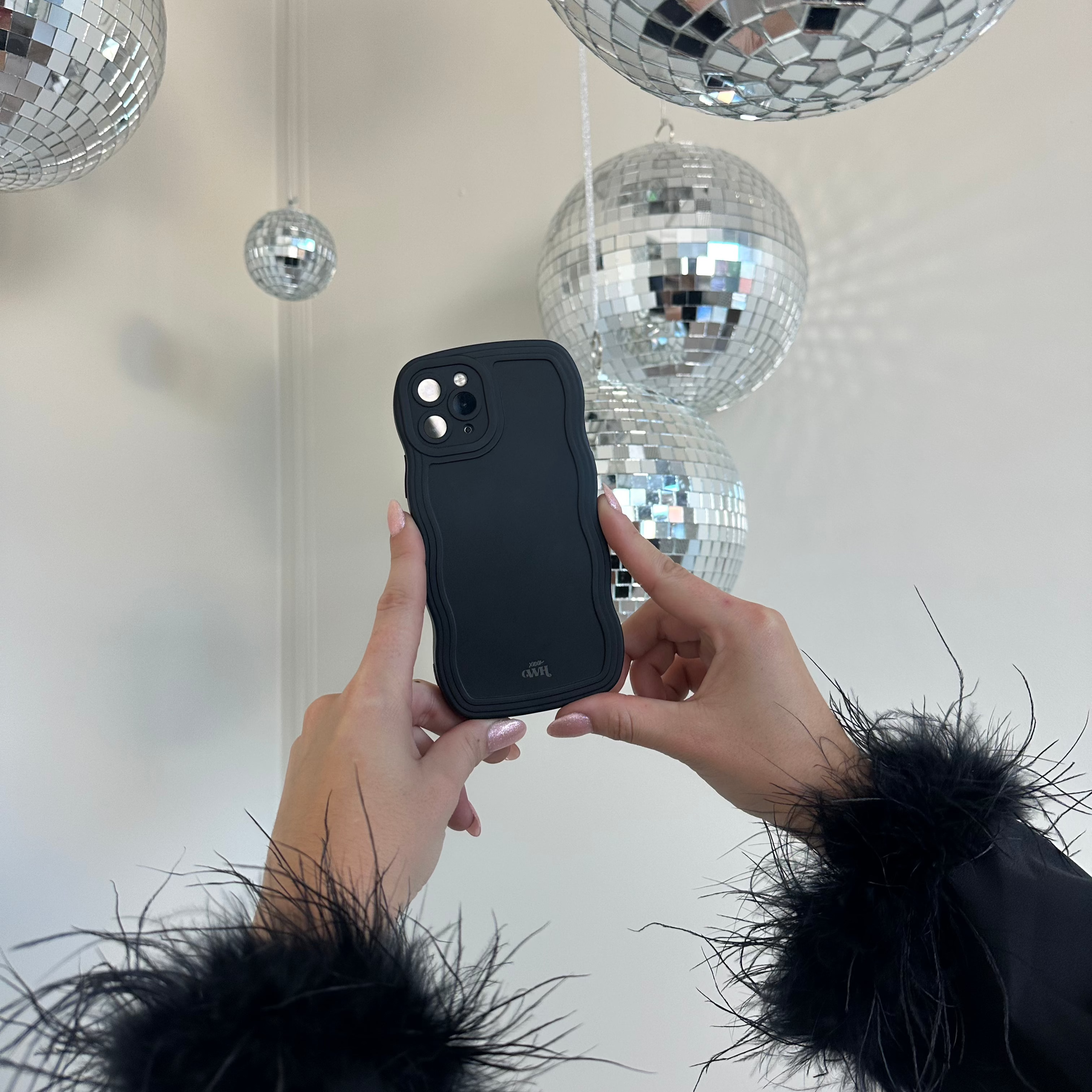 xoxo Wildhearts - Wavy case Black