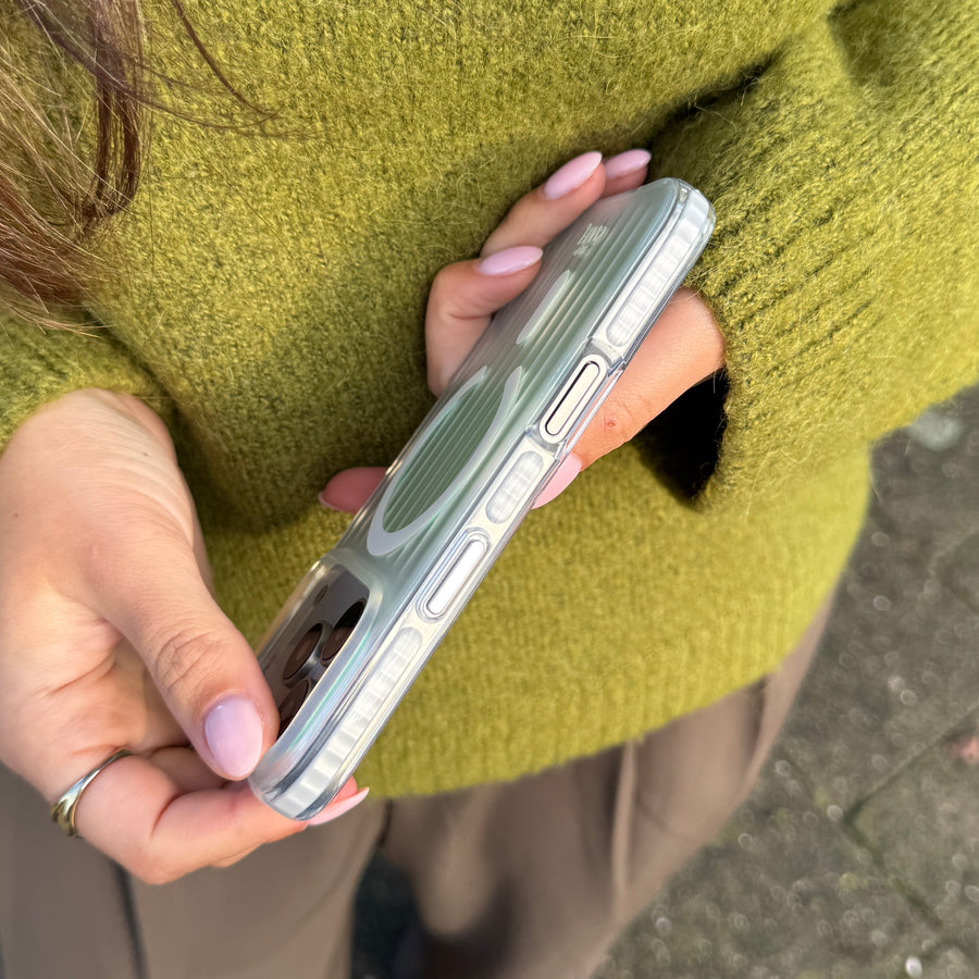 iPhone 16 Plus - Gradient MagSafe case (Rainbow)