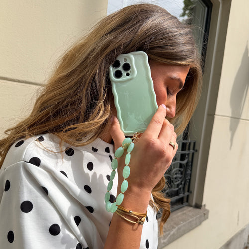 Glossy Wavy Case Sage Sorbet - Ocean Mint Cord (short) - iPhone 13 Pro