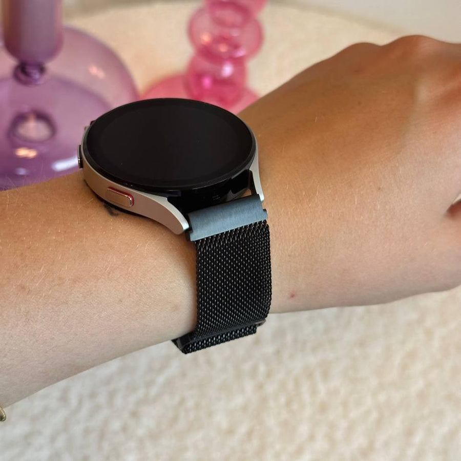 xoxo Wildhearts - Samsung Galaxy Watch Active 2 (40 & 44mm) Milanees bandje (zwart)