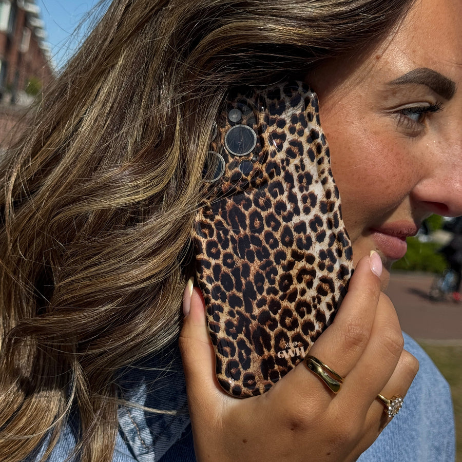 Glossy Wavy Case Wild Soul - iPhone 17 Pro Max