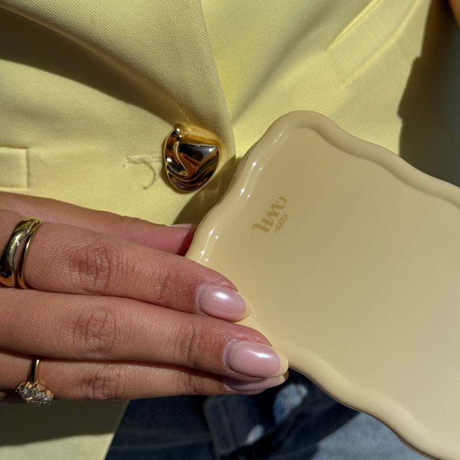 Glossy Wavy Case Buttercup - iPhone 17 Air