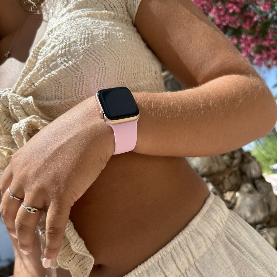 xoxo Wildhearts - Apple Watch siliconen bandje roze - 44/45/46/49mm
