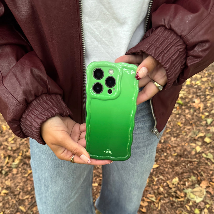 Glossy Wavy Case Matcha Coco - iPhone 14 Pro Max