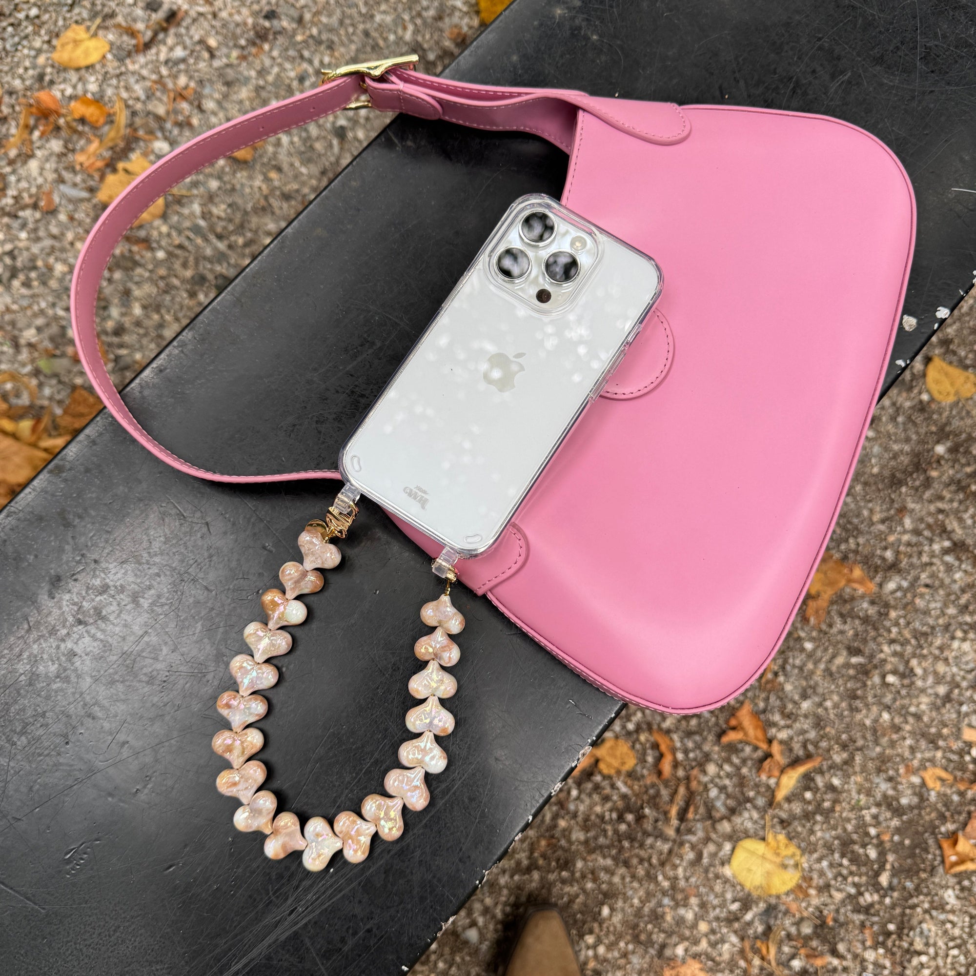 xoxo Wildhearts iPhone 17 - Funky Hearts (Champagne Pearl) Transparant Cord Case