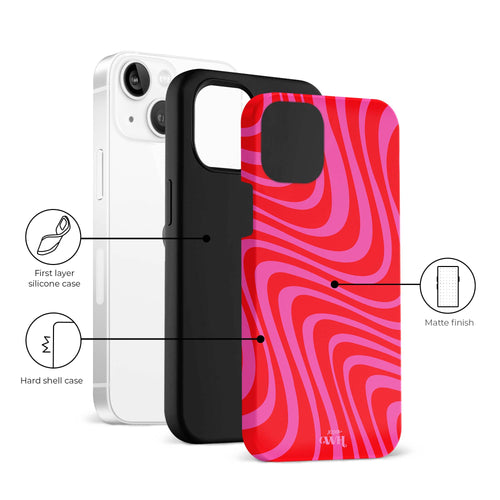 iPhone 15 Plus hoesje met levendig roze/rood golvend design, matte afwerking, en dubbele bescherming.